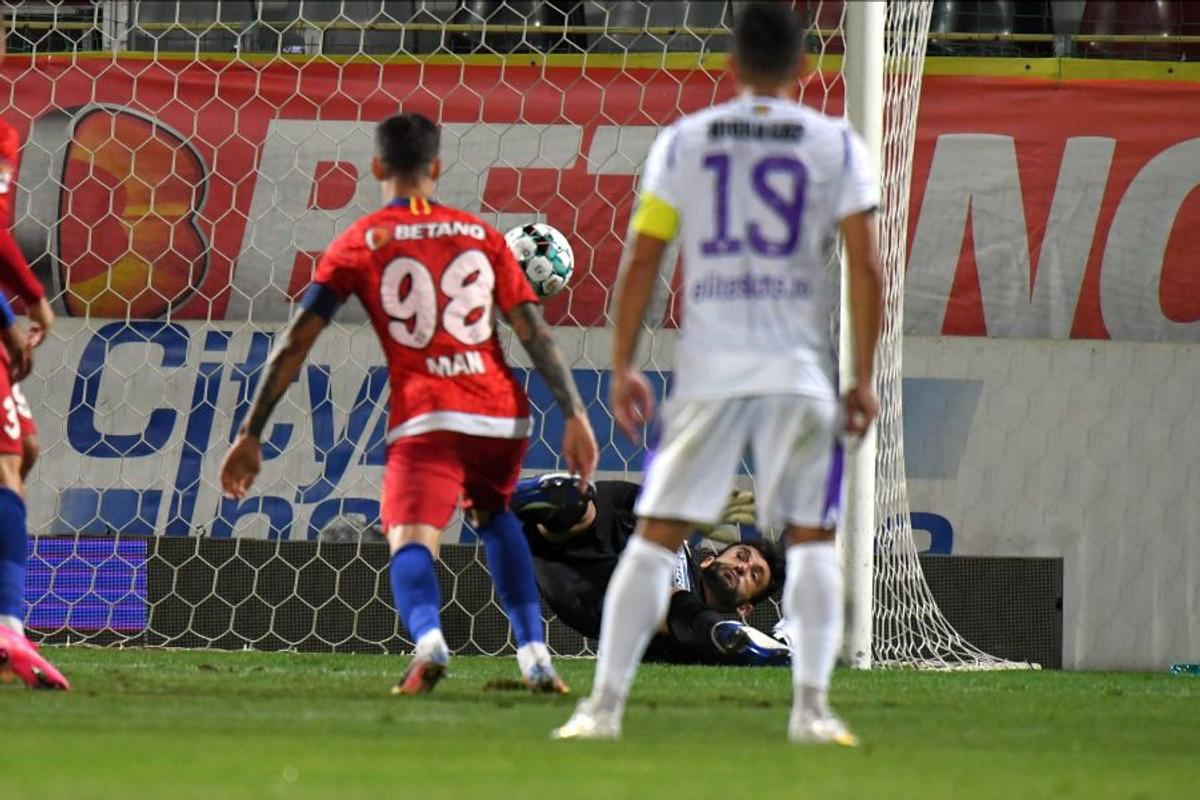 FCSB - FC ARGEȘ. Două mari erori de arbitraj în repriza secundă: penalty refuzat gazdelor + gol din ofsaid