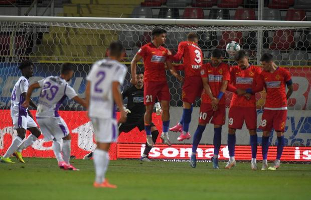 FCSB - FC ARGEȘ. Omul adus de Gigi Becali, cel mai slab de pe teren! Cine a impresionat de la FCSB