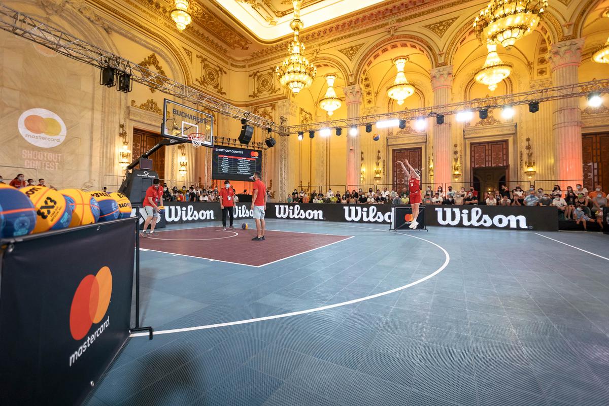 Sala Unirii din Palatul Parlamentului, transformată în teren de baschet! » România, în semifinalele FIBA 3x3 World Finals