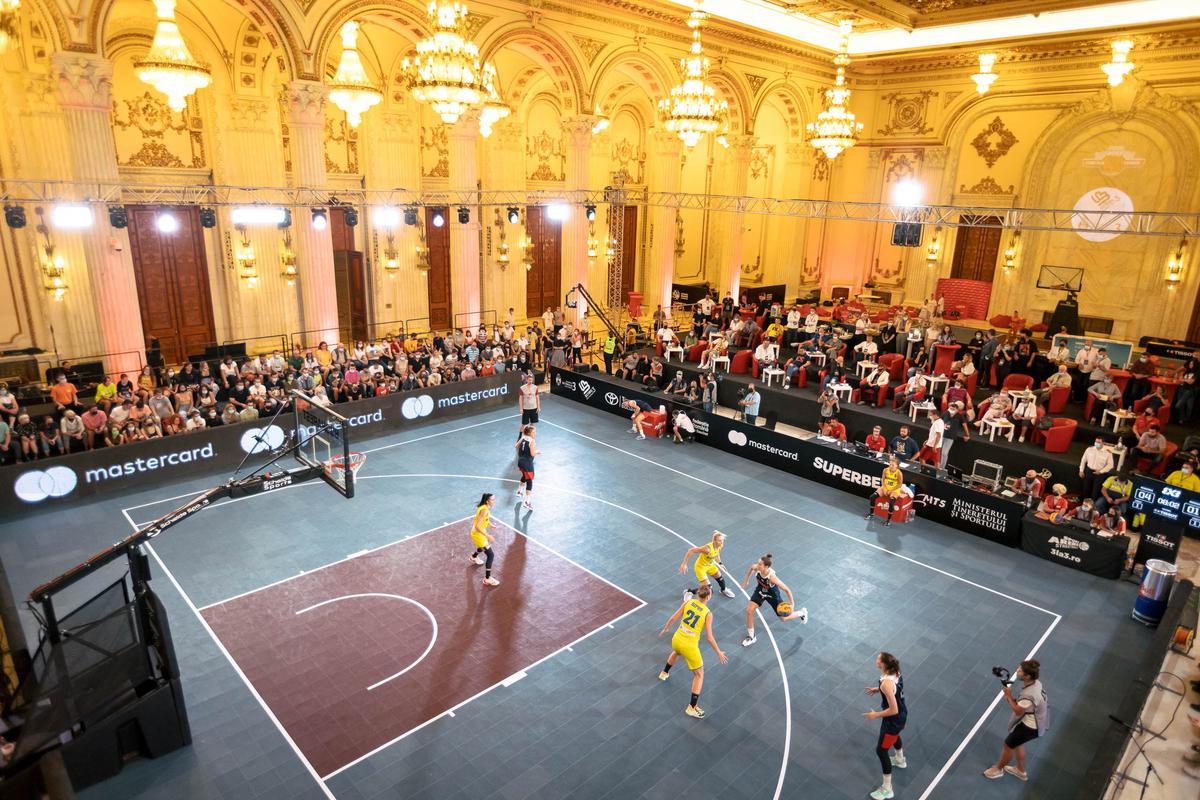 Sala Unirii din Palatul Parlamentului, transformată în teren de baschet! » România, în semifinalele FIBA 3x3 World Finals