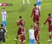 CFR Cluj ar fi trebuie să beneficieze de un penalty în minutul 72 al disputei cu CS Universitatea Craiova, la scorul de 1-0, pentru un fault comis de Nicușor Bancu asupra lui Cristi Manea.