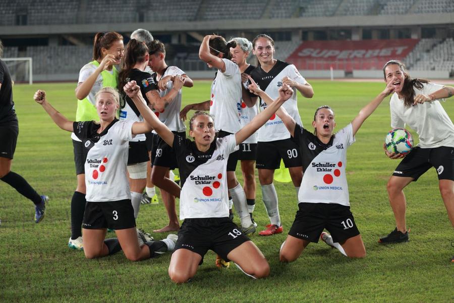 Bucuria primei victorii în Champions League cu „U” Olimpia Cluj, Foto: Ionuț Iordache Inginera chimistă venită din Iordania pentru a juca fotbal în România: „Eram singura fată care bătea mingea cu băieții. Am cel mai bun job posibil”