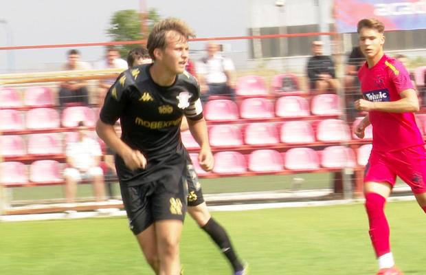 Cu Șucu jr. căpitan în centrul apărării, Rapid a fost spulberată de FCSB în Liga de Tineret » Cum s-a mișcat fiul patronului giuleștean