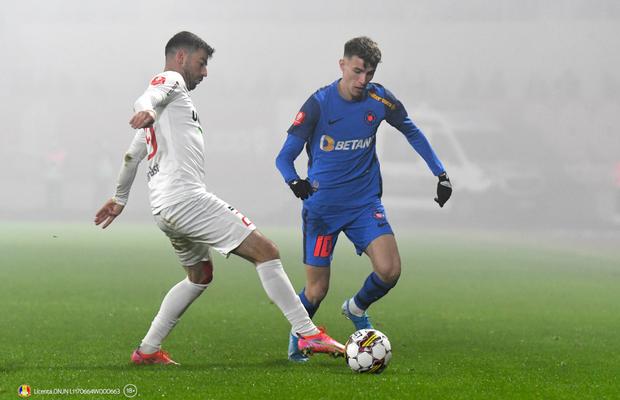 Cotă 30 pe Betano, cu Bet Builder, la restanța Hermannstadt – FCSB din Liga 1