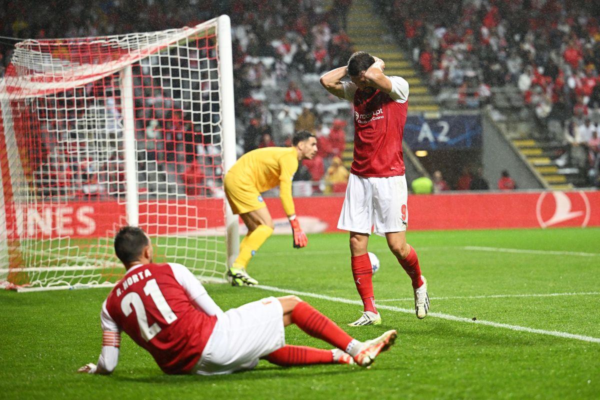 Andre Oh NU! Portarul de 52 de milioane al lui Manchester United a gafat rușinos la Munchen