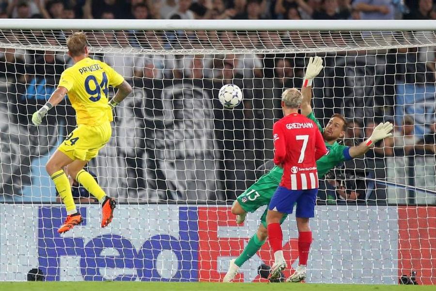 Lazio - Atletico Madrid, decis de portarul Ivan Provedel la ultima fază! Foto: Imago Images Ivan Provedel, portarul-erou al lui Lazio din remiza cu Atletico: „L-am studiat pe Ciro Immobile și am făcut ca el”
