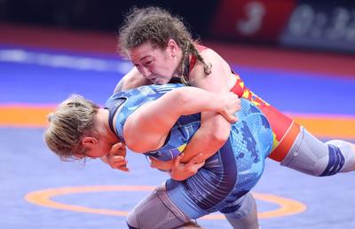Luptătoarele Kriszta Incze și Cătălina Axente s-au calificat la Jocurile Olimpice de la Paris! »Delegația României a ajuns la 85 de sportivi