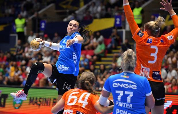 Cristina Neagu se retrage astăzi din handbal: cariera fabuloasă, prezentată în cifre de GSP