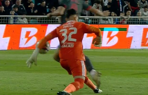 Gafă uriașă în Oțelul - Dinamo. Ce a putut să facă portarul echipei lui Dorinel Munteanu