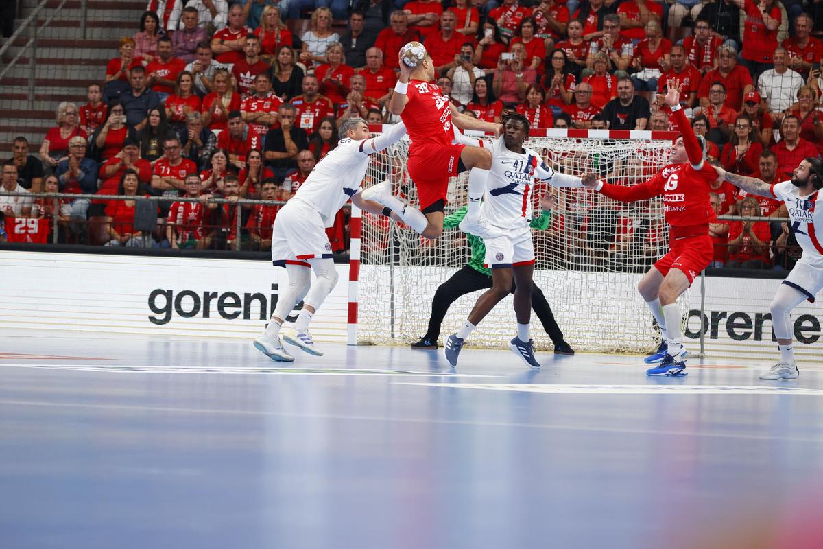 lohim Prandi, descumpănit de desfășurarea meciului Veszprem - PSG