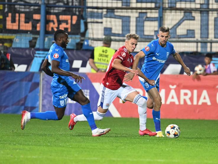 Oțelul - Universitatea Craiova, etapa #10 din Superliga / foto: Facebook UCV