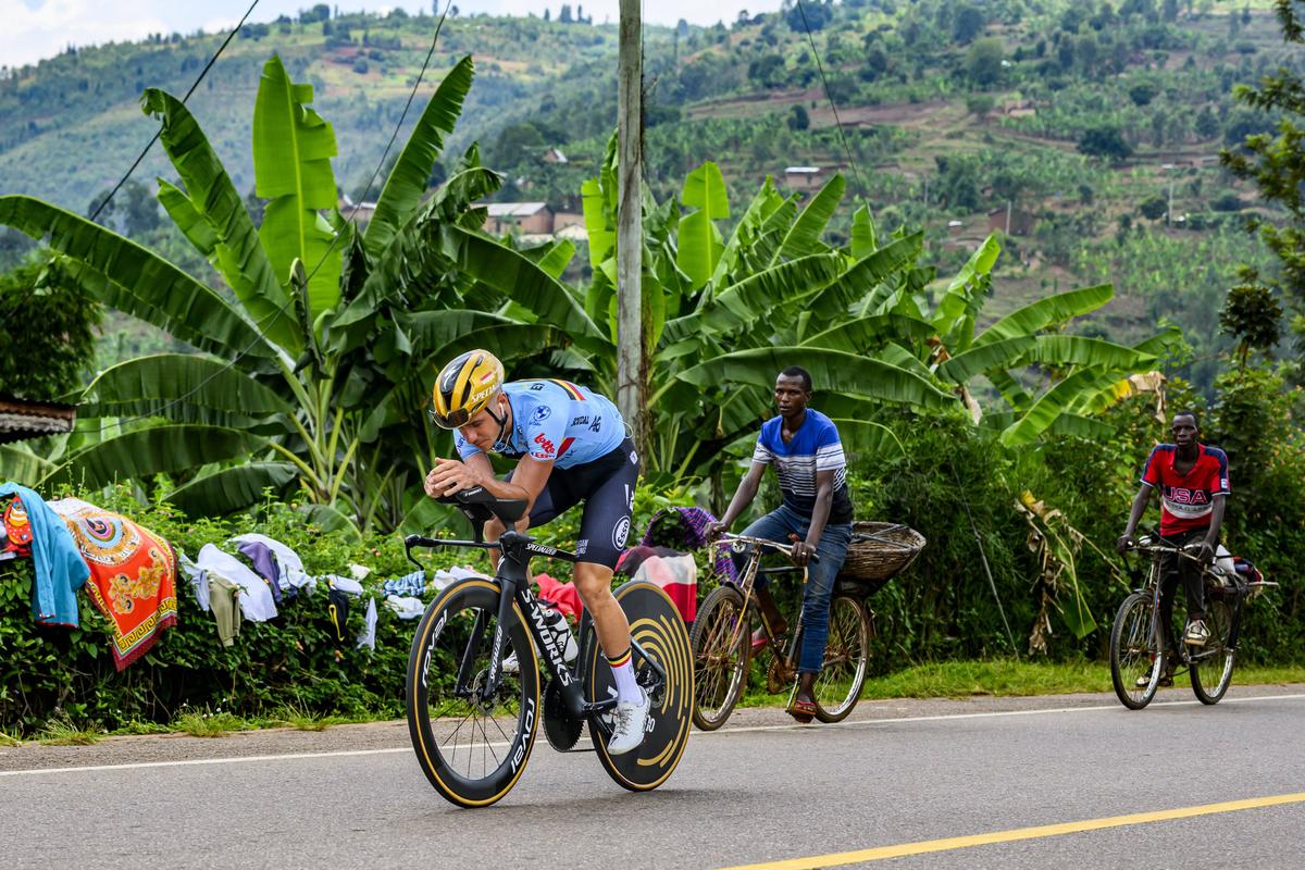 Imaginile anului în sport vin din Rwanda, de la prima ediție a Mondialelor de ciclism organizată pe continentul african