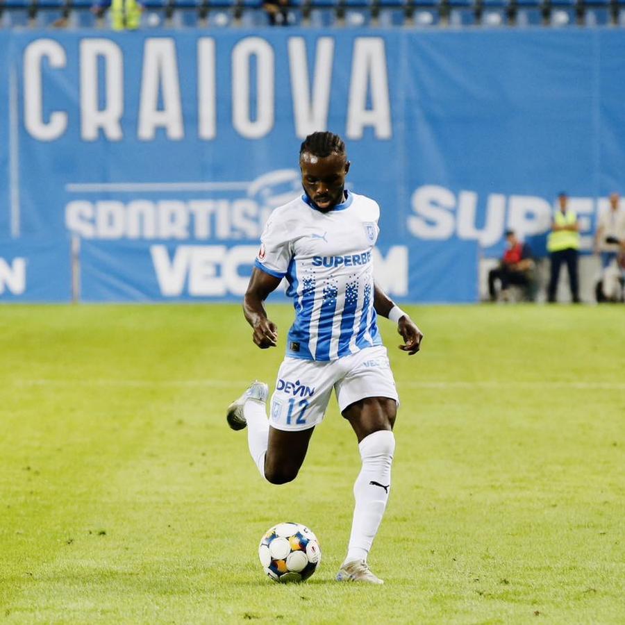 Monday Etim / foto: Facebook UCV Mirel Rădoi surprinde înainte de Oțelul - Craiova: „killer-ul” din atac NU este pe foaia de joc, alt fotbalist revine după 9 luni!