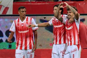 Priviți liderul! Dinamo a făcut scor cu Farul, profitând și de prostia comisă de Alibec