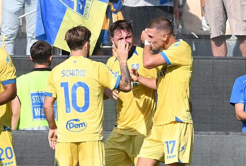 Frosinone, cu Bîrligea pe bancă, a învins-o pe Como / foto: Guliver/gettyimages