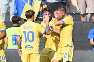 Frosinone a răpus mașinăria lui Fabregas, în surpriza etapei în Serie A! Vești proaste însă pentru Bîrligea