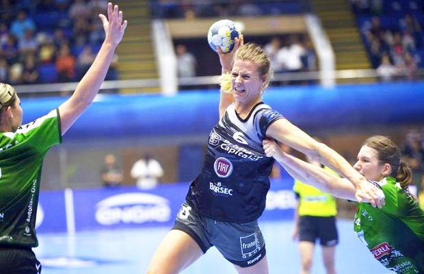 CSM BUCUREȘTI - MKS LUBLIN 35-19 // Impresionanta Linnea Torstensson! Ea a devenit esențială în atacul „tigroaicelor”