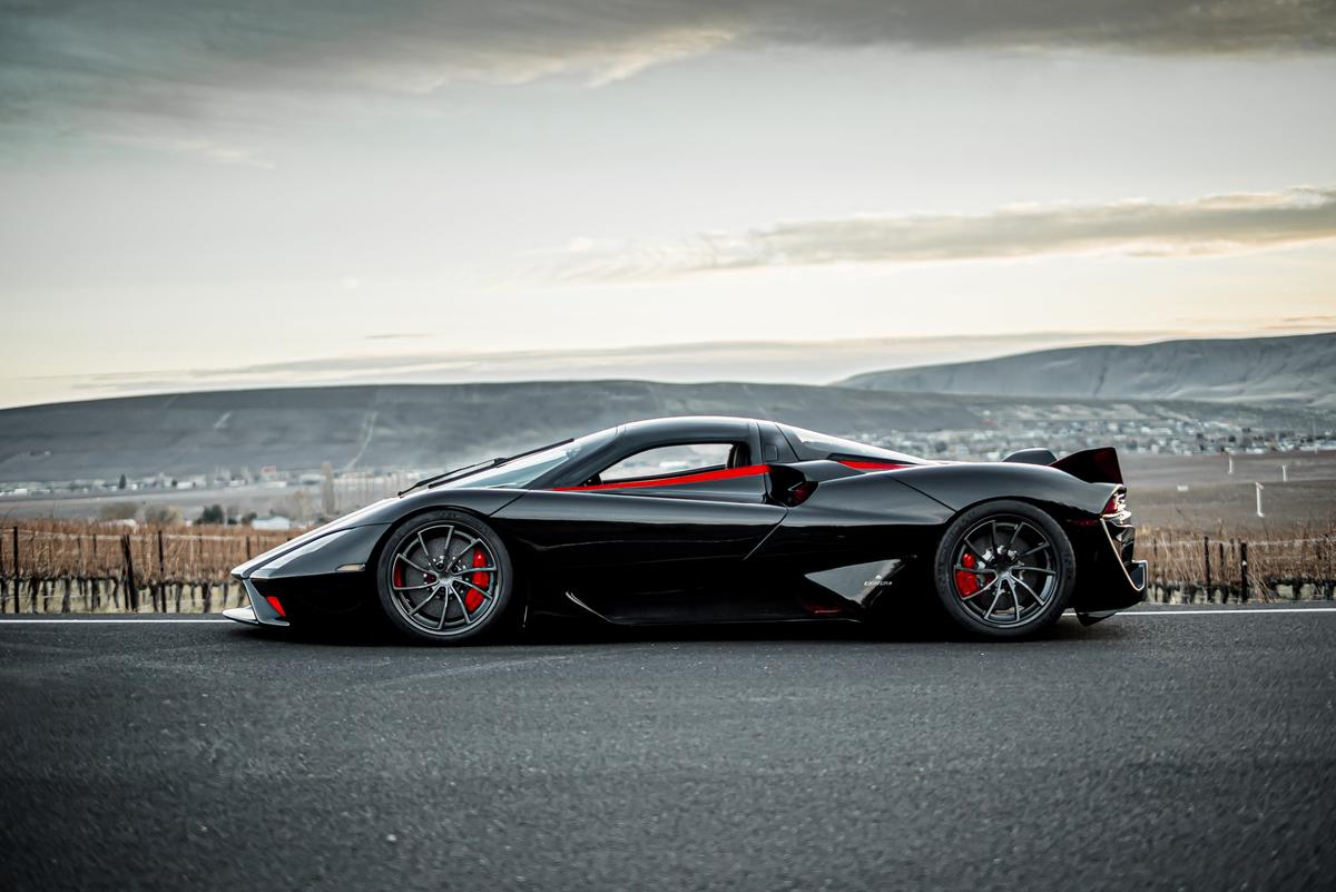 FOTO Cum arată SSC Tuatara: mașina care atinge viteza record de 508,73 km pe oră