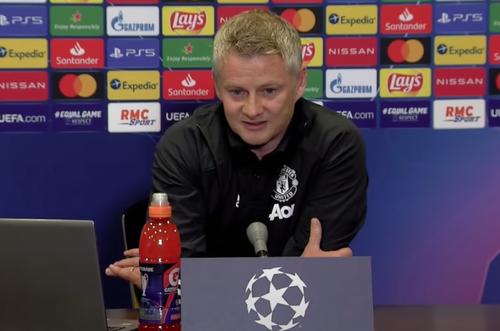 Ole Gunnar Solskjaer (47 de ani), antrenorul lui Manchester United, a anunțat că Bruno Fernandes (26 de ani, mijlocaș central) va fi căpitanul „diavolilor” pentru meciul cu Paris Saint-Germain din grupele Ligii Campionilor.