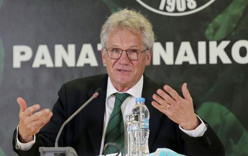 Ladislau Boloni, 67 de bani, a fost prezentat azi la Panathinaikos