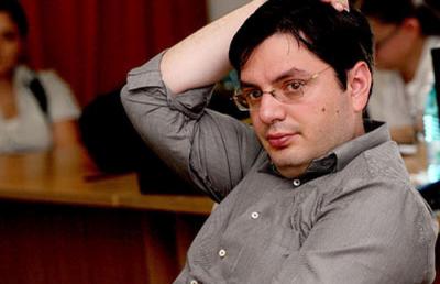 Un fost ministru al Tineretului și Sportului ar fi acuzat de luare de mită! Ce sume ar fi primit