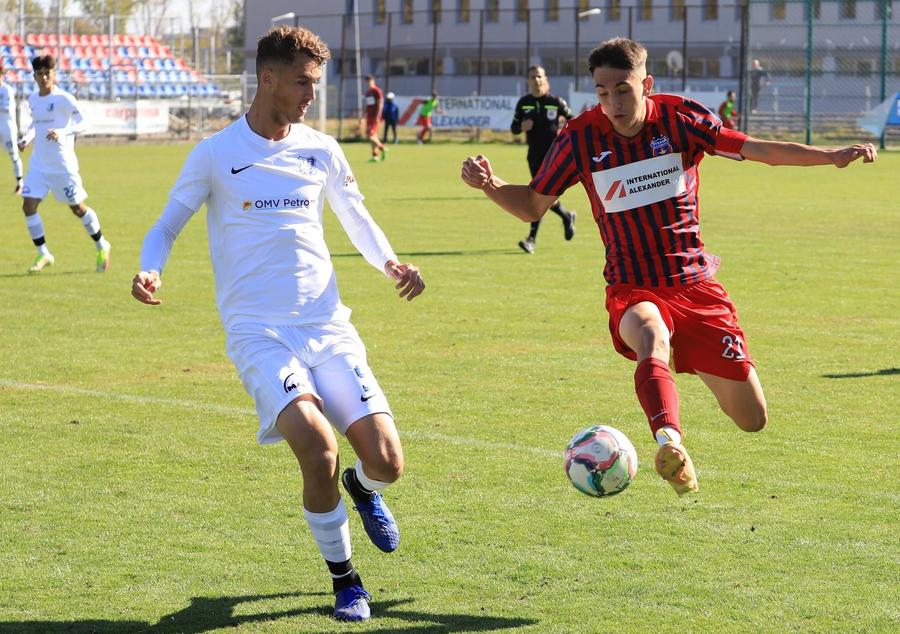 Trei tineri jucători de la CSA Steaua convocați în premieră la loturile U17 și U18