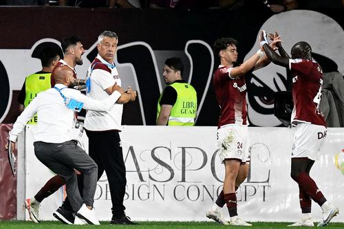 Cristiano Bergodi a ales să-l titularizeze pe Alexandru Stan