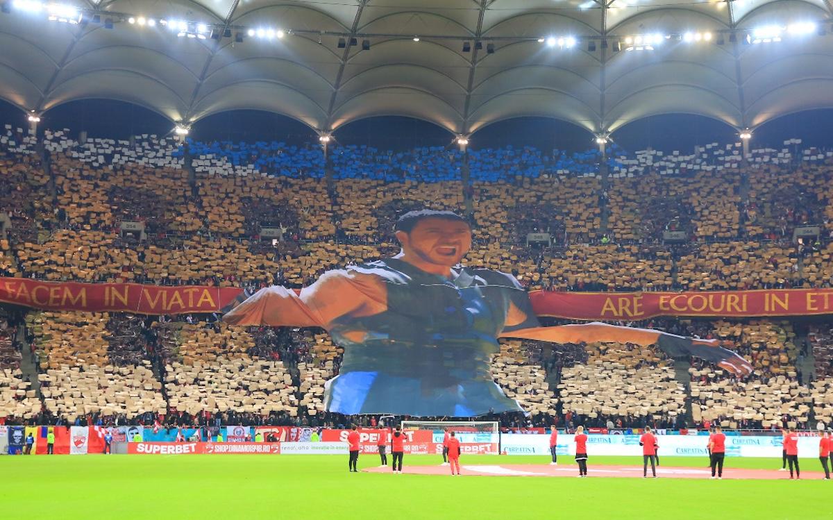„Gladiatorul” vs. „Curaj, câinele cel fricos” » Scenografie spectaculoasă și ironii înainte de Dinamo - FCSB