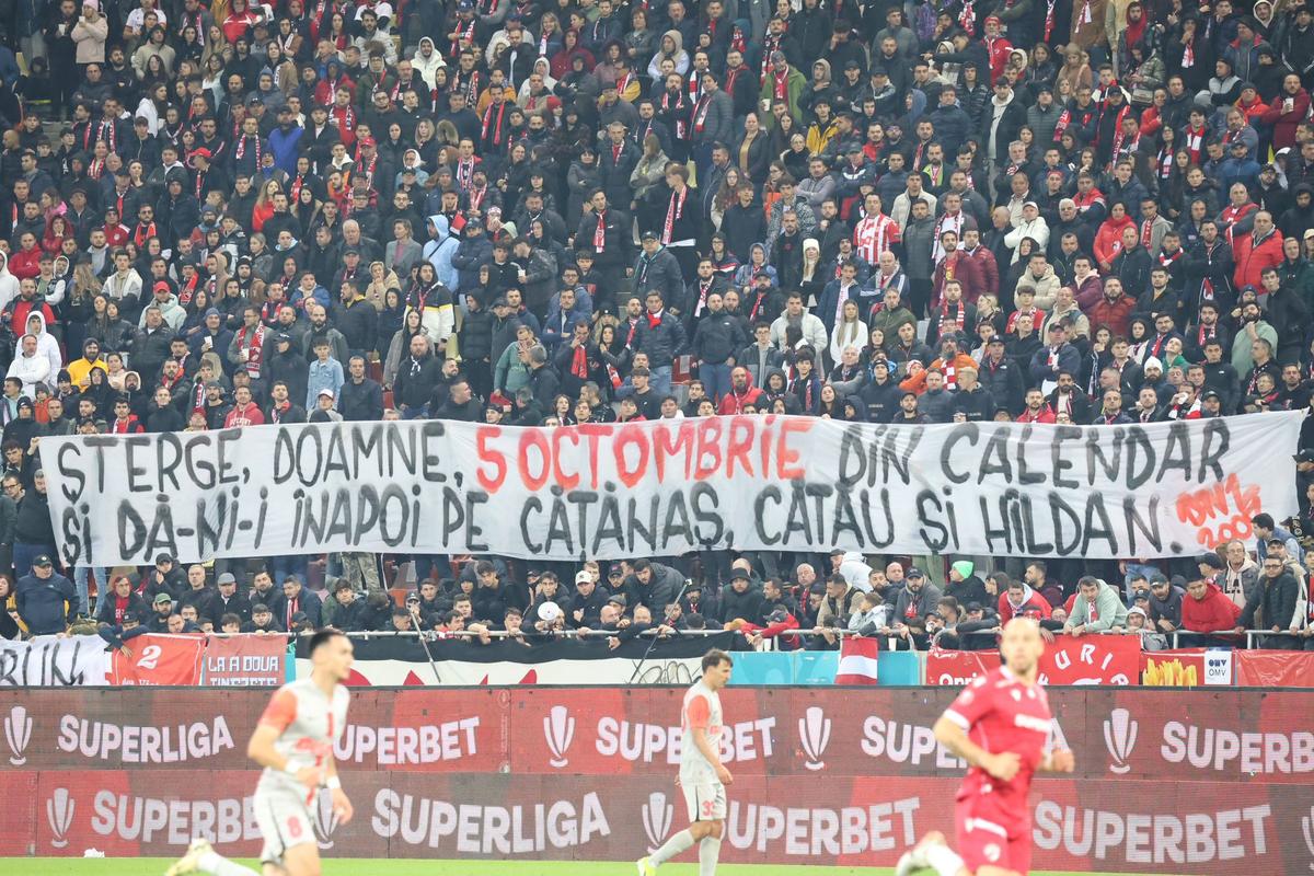 Dinamo - FCSB 0-2 » Încă nu-s „câini” de play-off! FCSB o bate pe Dinamo, iar rivalele fac rocadă în clasamentul Superligii