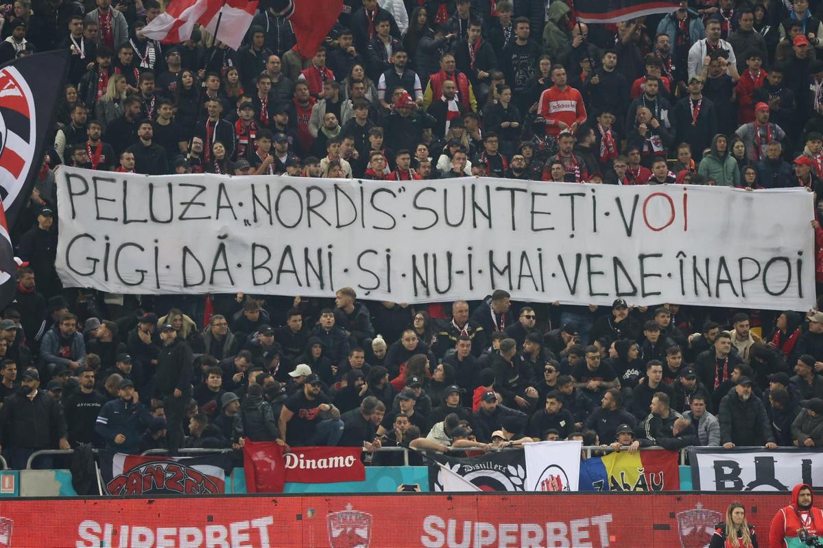 Toate mesajele și ironiile din derby-ul Dinamo - FCSB