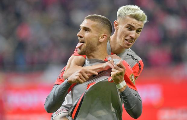 Dinamo - FCSB 0-2 » Încă nu-s „câini” de play-off! FCSB o bate pe Dinamo, iar rivalele fac rocadă în clasamentul Superligii