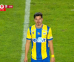 Și-a scos din sărite antrenorul! » Intrat pe parcurs în Petrolul - CFR, a fost schimbat după câteva minute