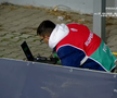 Moment uluitor în Petrolul - CFR Cluj! A avut o criză de nervi și aproape i-a distrus laptopul unui fotograf