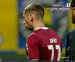 Moment uluitor în Petrolul - CFR Cluj! A avut o criză de nervi și aproape i-a distrus laptopul unui fotograf