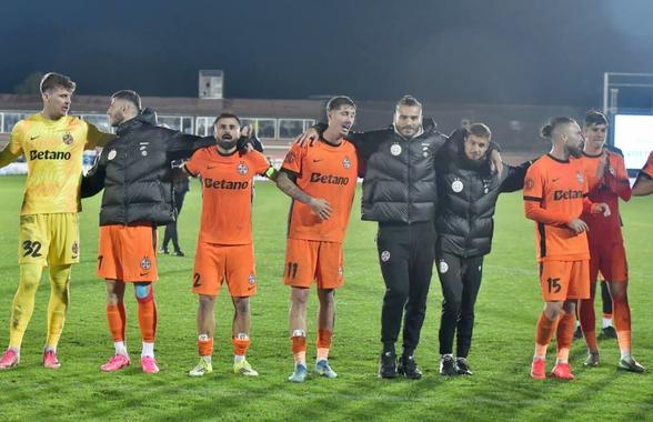 Lovitură grea pentru FCSB! S-a accidentat și riscă să rateze derby-ul cu Rapid: „Posibilă fractură”