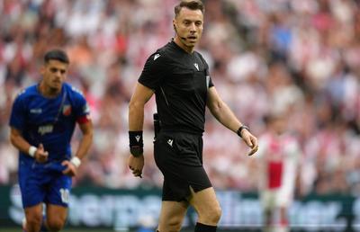 UEFA a stabilit cine arbitrează Inter Club d'Escaldes - Universitatea Craiova, meci în Conference League