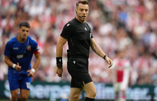 UEFA a stabilit cine arbitrează Inter Club d'Escaldes - Universitatea Craiova, meci în Conference League