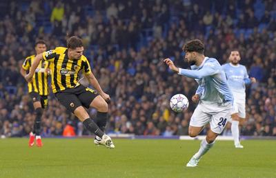 Umilință în Manchester City - AEK Atena, în Liga Campionilor » Răzvan Marin a jucat o repriză în dezastrul de pe Etihad