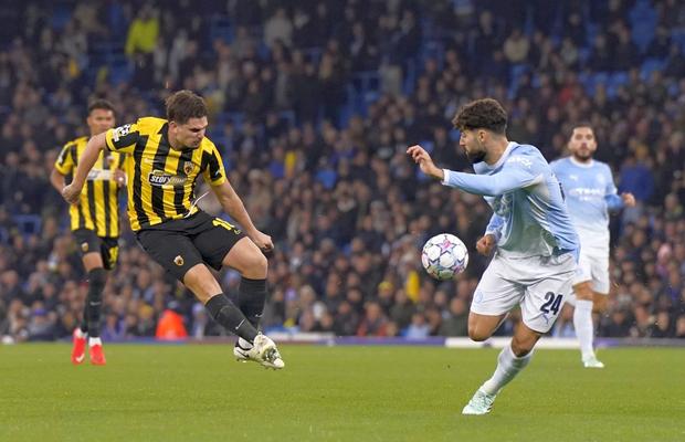 Umilință în Manchester City - AEK Atena, în Liga Campionilor » Răzvan Marin a jucat o repriză în dezastrul de pe Etihad