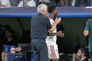 „E amenințat statutul de titular al lui Vinicius?” » Ce a răspuns Jose Mourinho