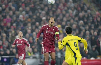 Scufundați de căpitan » Van Dijk a comis-o în Liverpool - Villarreal
