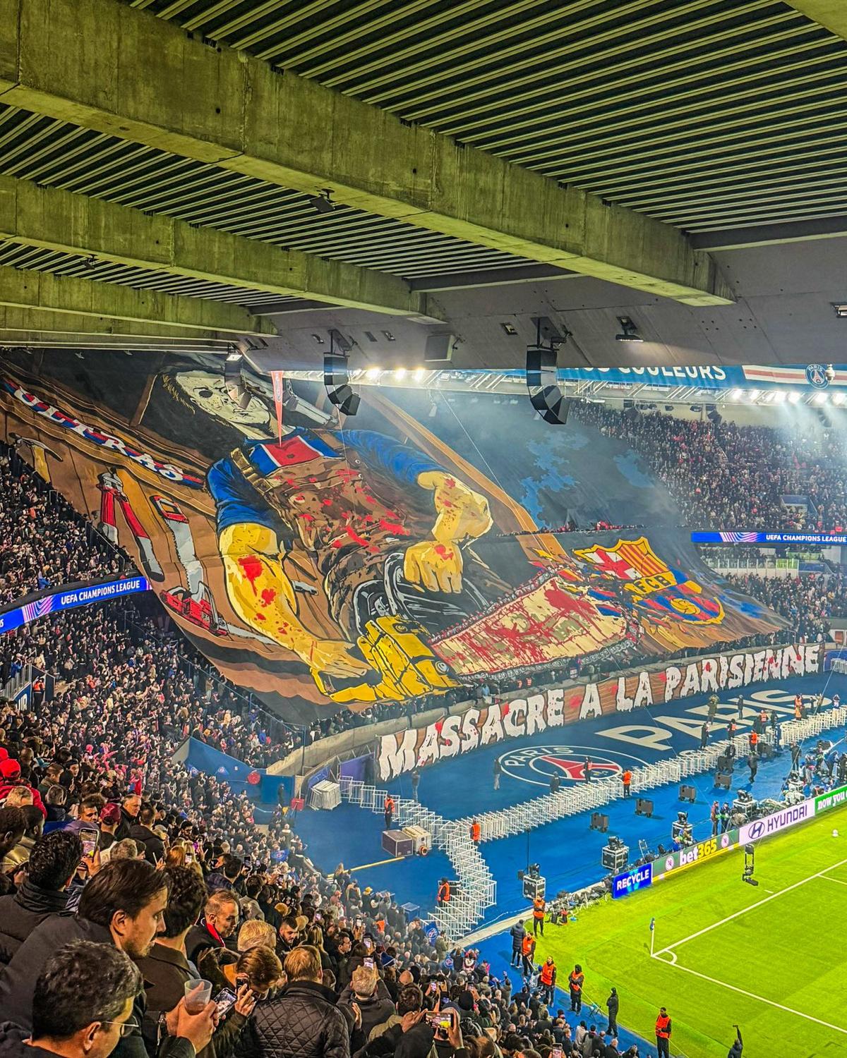 Scenografie sângeroasă la PSG - Barcelona