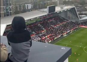 Brentford a sesizat poliția după incidentul bizar petrecut în timpul meciului cu Liverpool