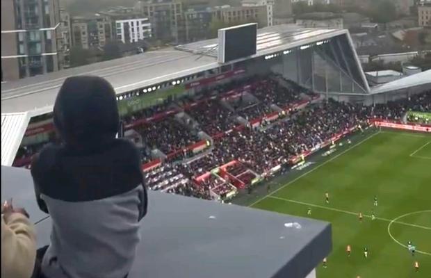 Brentford a sesizat poliția după incidentul bizar petrecut în timpul meciului cu Liverpool