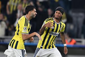 Start în seara de Liga Campionilor » Fenerbahce - Slavia Praga și Sabah - Dortmund se joacă ACUM
