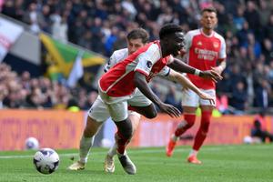 Legenda lui Liverpool l-a făcut praf pe starul lui Arsenal: „Este pur și simplu un trișor, arbitrul se panichează”