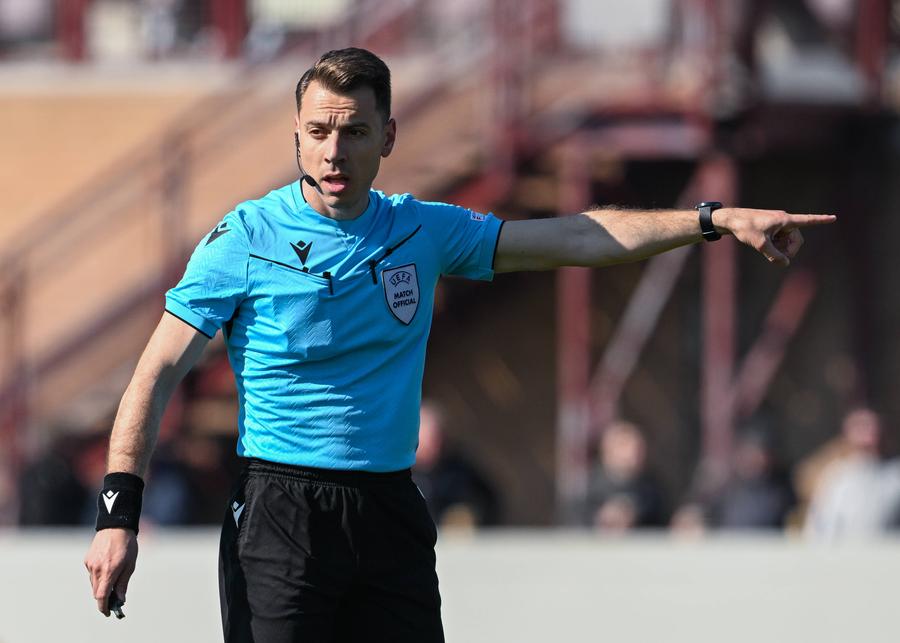 UEFA a stabilit cine arbitrează Inter Club d'Escaldes - Universitatea Craiova, meci în Conference League