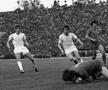 VIDEO + FOTO Îl mai știți pe „Eroul de pe Wembley”? Cum a ajuns Vasile Iordache rezerva Stelei în Cupa Intercontinentală, deși se lăsase de un an!