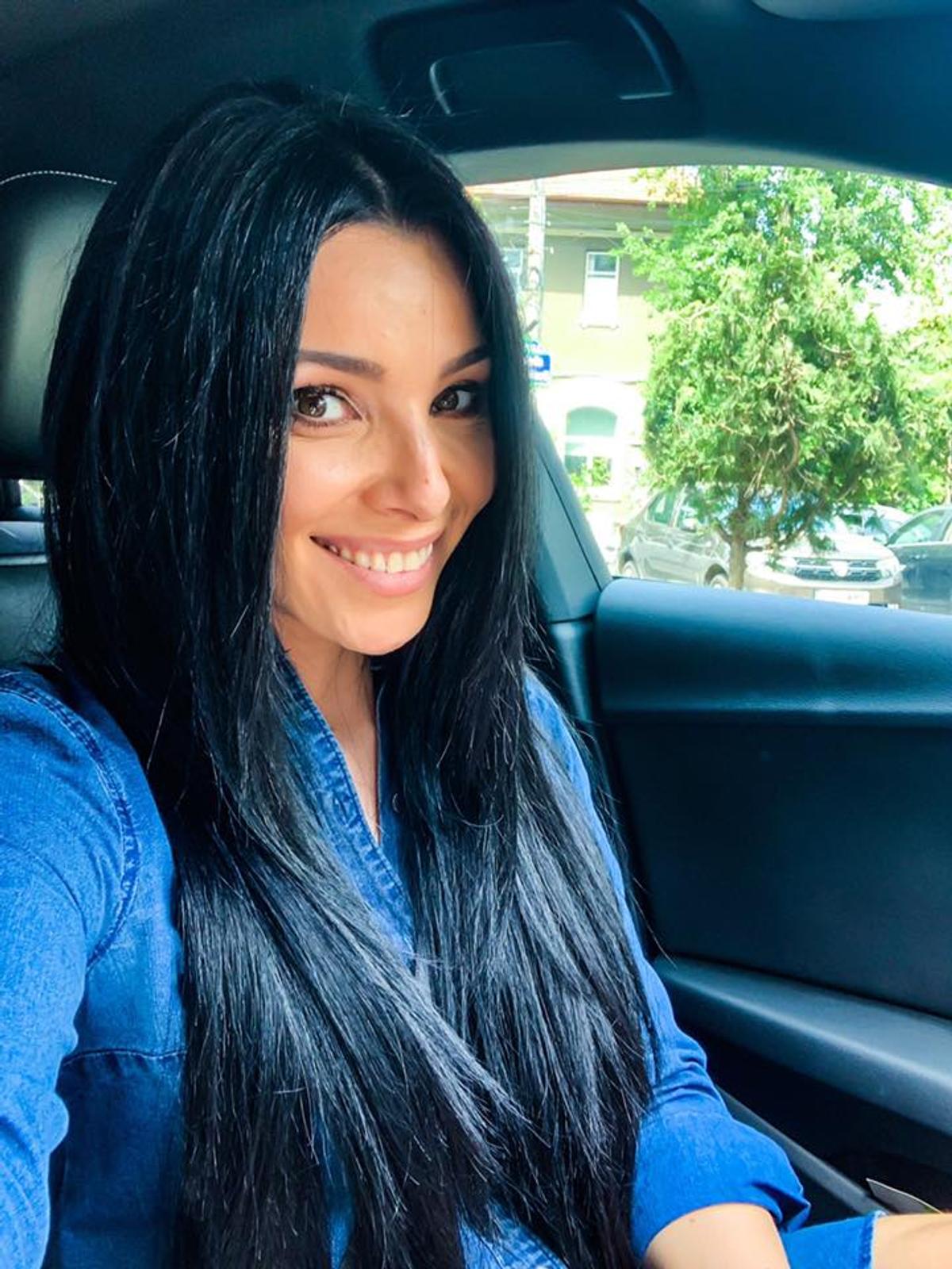 FOTO Corina Caragea pune capăt zvonurilor despre relația ei: „Nu vă mai luați după «fake news»”