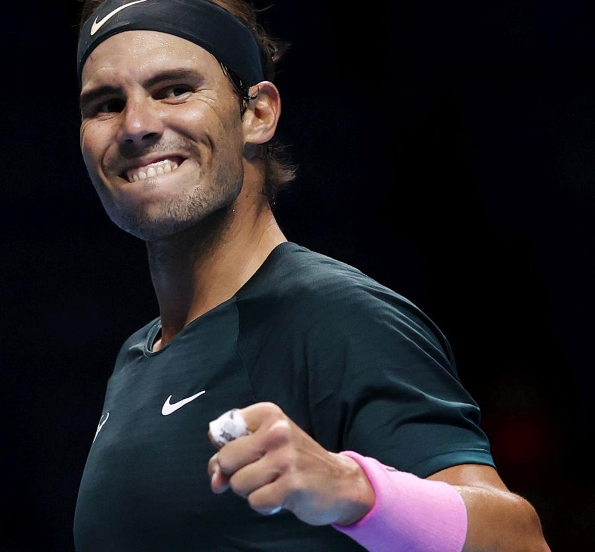 Nadal îl învinge în trei seturi pe campionul en-titre și se califică în semifinale la Turneul Campionilor » Rafa, la două victorii de singurul titlu important care îi lipsește